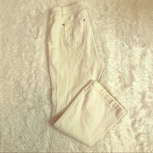 🤍Like New🤍 YMI Plus size boot cut jeans
